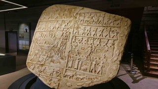 Elazığda sergilenen 4 ton ağırlığındaki 4 bin yıllık Harput kabartması tarihe ışık tutuyor