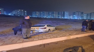 Elazığda trafik magandası dehşeti: Çarptığı otomobili araziye savurup, olay yerinden kaçtı