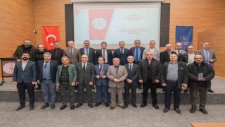 Emektar personeli plaketle uğurlandılar