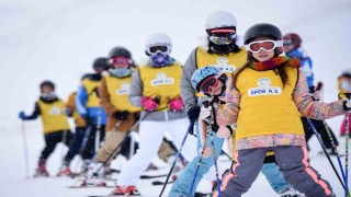 Erciyes Kayak Okulunda sömestir dönemi kayak ve snowboard eğitimleri başladı