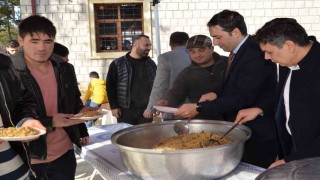 Ertuğrul Gazi Türbesinde yılların geleneği yaşatılıyor