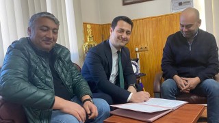 Erzin’e Modern Düğün Salonu İçin İmzalar Atıldı