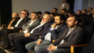 Esenler Medya Akademisinde mezuniyet heyecanı