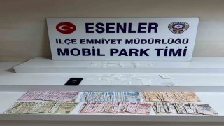 Esenlerde halk pazarında narkotik madde satışına suçüstü: O anlar kamerada