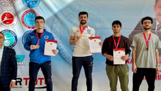 ETÜlü Sporcular Kick Boksta Erzuruma 5 madalya kazandırdı