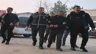 Evi kundaklayıp jandarmaya 24 saat direnen şahıs tutuklandı