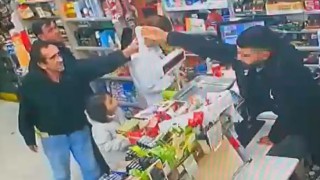 Fatihte sahte alkol satışı kamerada: Alkolü alan şahıs hayatını kaybetti