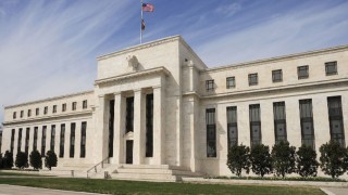 Fed Kararı Öncesi Piyasalarda Bekleyiş Sürüyor