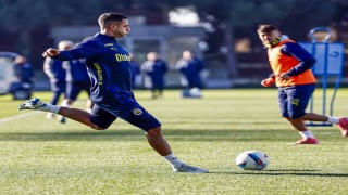 Fenerbahçe çalışmalarını sürdürdü