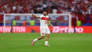 Ferdi Kadıoğlu ameliyat oldu