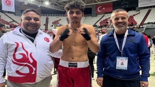 Fethiyeli sporcu Kick Boksta Türkiye üçüncüsü oldu