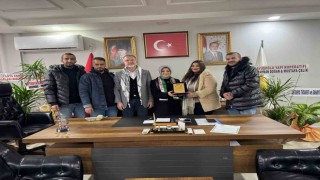 Filistinli öğrencilerden Erenlere tebrik ziyareti