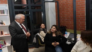 Finallere hazırlanan öğrencilere Başkandan çorba ikramı