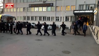 Fransadaki cinsel saldırı şüphelilerini tetikçilere vurduran aile ve tetikçiler yakalandı