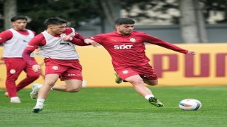 Galatasarayda, Başakşehir maçı hazırlıkları başladı