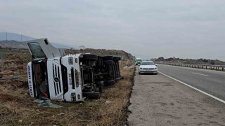 Gaziantepte kontrolden çıkan tanker yan yattı