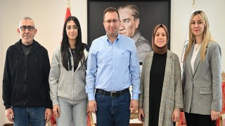 Gaziosmanpaşa Gençlik Merkezi öğrencisi Belinay, İngilteredeki bir kolejden tam burs kazandı