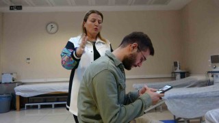 Gençlerde ‘cep boyun hastalığı tehlikesi
