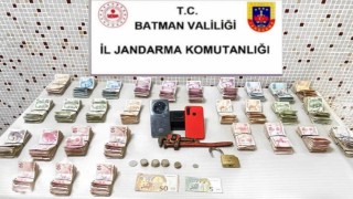 Gercüşte yardım kutusundan para çalındı
