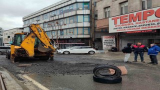 Güngörende İBBnin yapamadığı yol 46 günde 3üncü defa çöktü