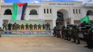 Hamas, 4 İsrailli kadın esiri Kızılhaça teslim etti