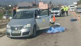 Hatayda otomobilin yola savurduğu motosikletli kamyonetin çarpması sonucu hayatını kaybetti