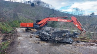 Heyelan sonrası çalışmalar hızla devam ediyor