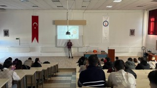 Hisarcık MYOda, “Ruh Sağlığını Korumanın Yolları” ve “Bağımlılıkla Mücadele Kaynakları” konulu eğitim