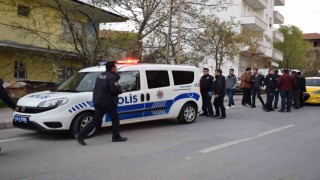 Husumetlilerini alıkoymaya çalışan 3 zanlı yakalandı