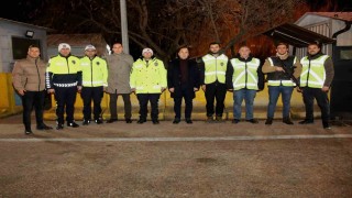 İl Emniyet Müdürü Yılmaz, yılbaşında görev yapan personeli ziyaret etti