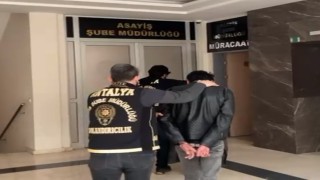 İl Göç İdaresinde polisiz deyip 1,3 milyon liralık vurgun yaptılar