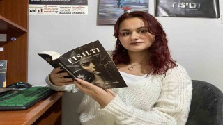 İlkokuldayken başlayan yazma tutkusuyla 20 yaşında 3üncü kitabını hazırlıyor