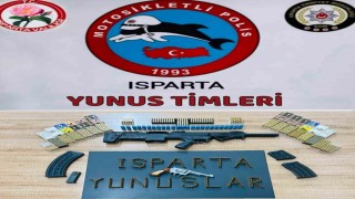 Ispartada ruhsatsız tabanca ve tüfek ele geçirildi