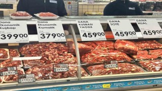 İstanbulda bazı marketlerde et fiyatları Ramazan ayı boyunca sabitlendi