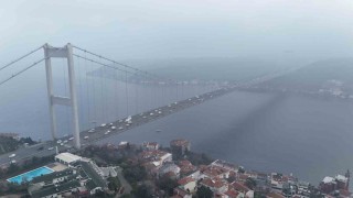 İstanbulda iki yaka arasında sis etkili oldu