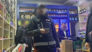 İstanbulda sahte alkol operasyonlarında 32 bin 862 litre kaçak alkol ele geçirildi