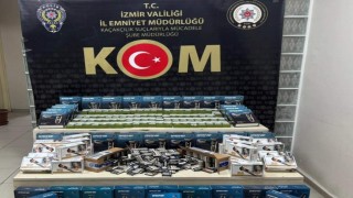 İzmirde kaçakçılık operasyonlarında 2 tutuklama