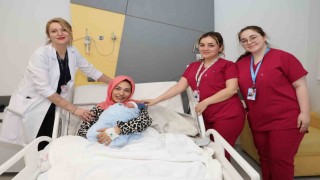 İzmirde yeni yılın ilk bebeği Mahir Deniz oldu