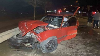 İzmitte 3 araçlı zincirleme trafik kazası: 4 yaralı
