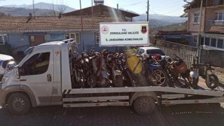 Jandarmanın operasyonunda şasi numarası kazınmış 14 motosiklet ele geçirildi
