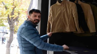 JÖAKSTORE, Bileciklilerle buluştu