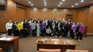 Kadınlar Kartalın geleceğine ışık tutuyor