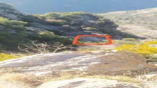 Kahramanmaraşta kayalıklardan düşen vatandaşın cenazesi bulunduğu yerden çıkartıldı