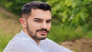 Kamyon şarampole yuvarlandı, sürücü hayatını kaybetti