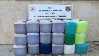 Kamyonette binlerce litre taklit temizlik ürünü ele geçirildi
