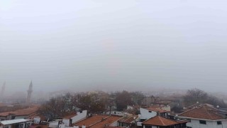 Karahisar Kalesi sis bulutunda kayboldu