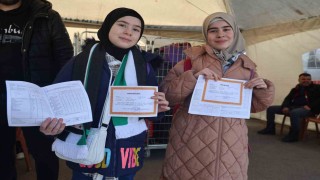 Karnelerini alan Suriyeli çocuklar aileleriyle birlikte ülkelerine döndü