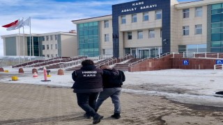 Karsta uyuşturucu taciri 1 kişi tutuklandı