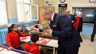 Kastamonuda öğrenciler karne sevinci yaşadı