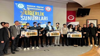 Kastamonuda üniversite öğrencileri liderlik sunumlarıyla yarıştı